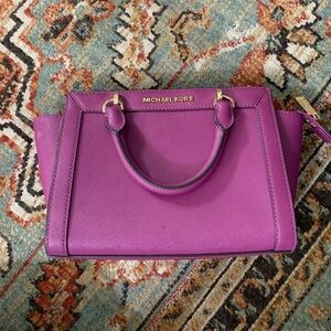Micheal Kors Purple purse